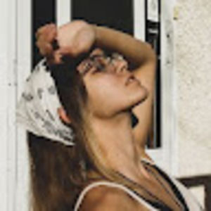 Meet your Posher, Natasha